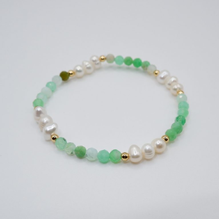 Pulsera elástica, perlas naturales y aventurina verde natural
