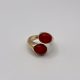 Anillo ovalado ajustable bañado en oro 18k coral natural